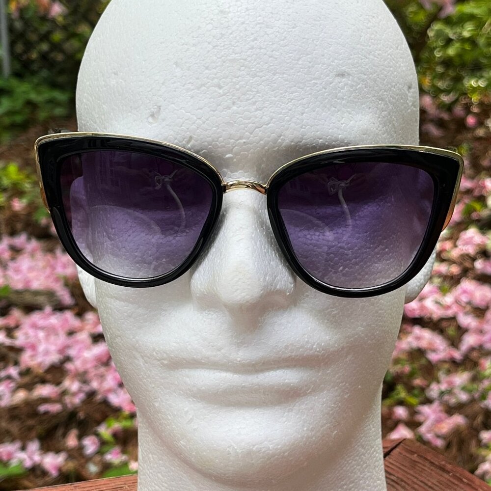 Cat Eye Style Frames Sunglasses Eyewear with Purple Gradient Lenses Ombre